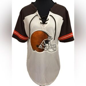 NWT Cleveland Browns NFL women’s Fanatics Cleveland Browns Foiled Lace-Up Shirt.